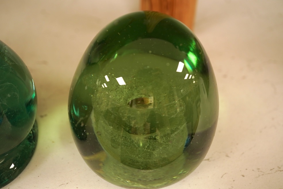 Three Victorian glass dumps, tallest 9cm